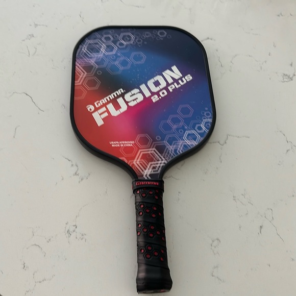 PICKLEBALL PADDLE BEGINNER - INTERMEDIATE GAMMA FUSION 2.0 like new - Picture 1 of 4